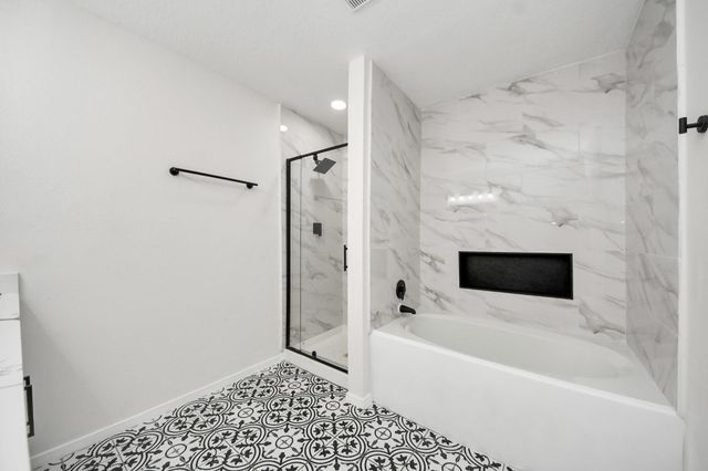 922 Calm Creek Court, Channelview, TX 77530