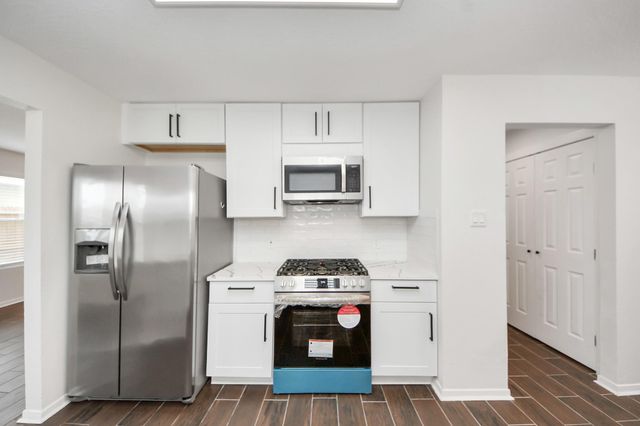 922 Calm Creek Court, Channelview, TX 77530