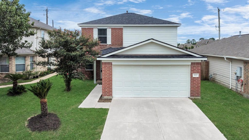 922 Calm Creek Court, Channelview, TX 77530