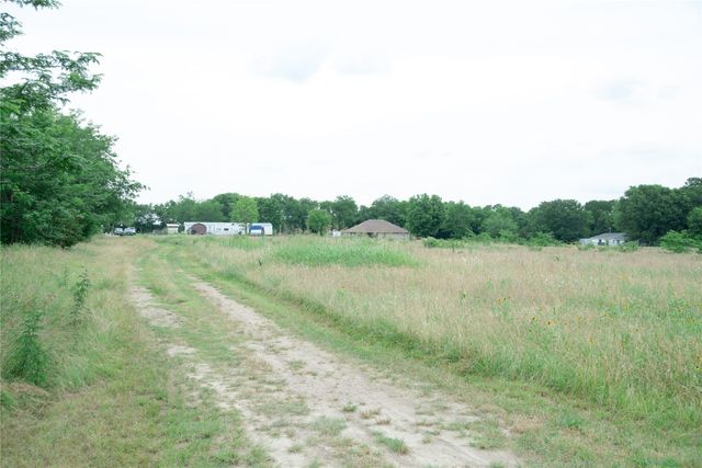 5997 County Road 3214, Lone Oak, TX 75453