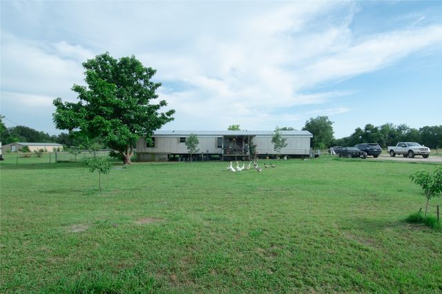 5997 County Road 3214, Lone Oak, TX 75453