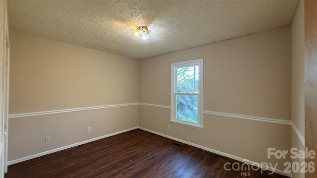 112 Woodhill Drive, Shelby, NC 28152