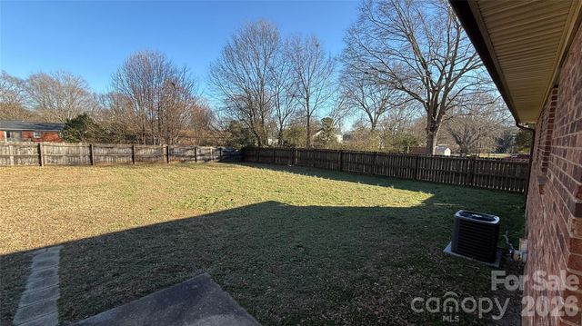 112 Woodhill Drive, Shelby, NC 28152