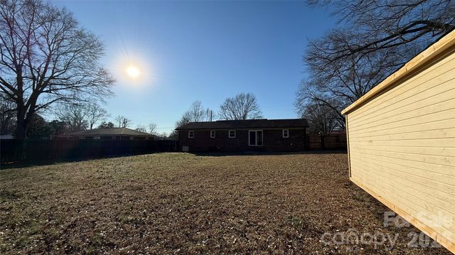 112 Woodhill Drive, Shelby, NC 28152