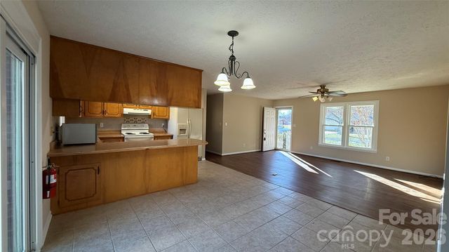 112 Woodhill Drive, Shelby, NC 28152