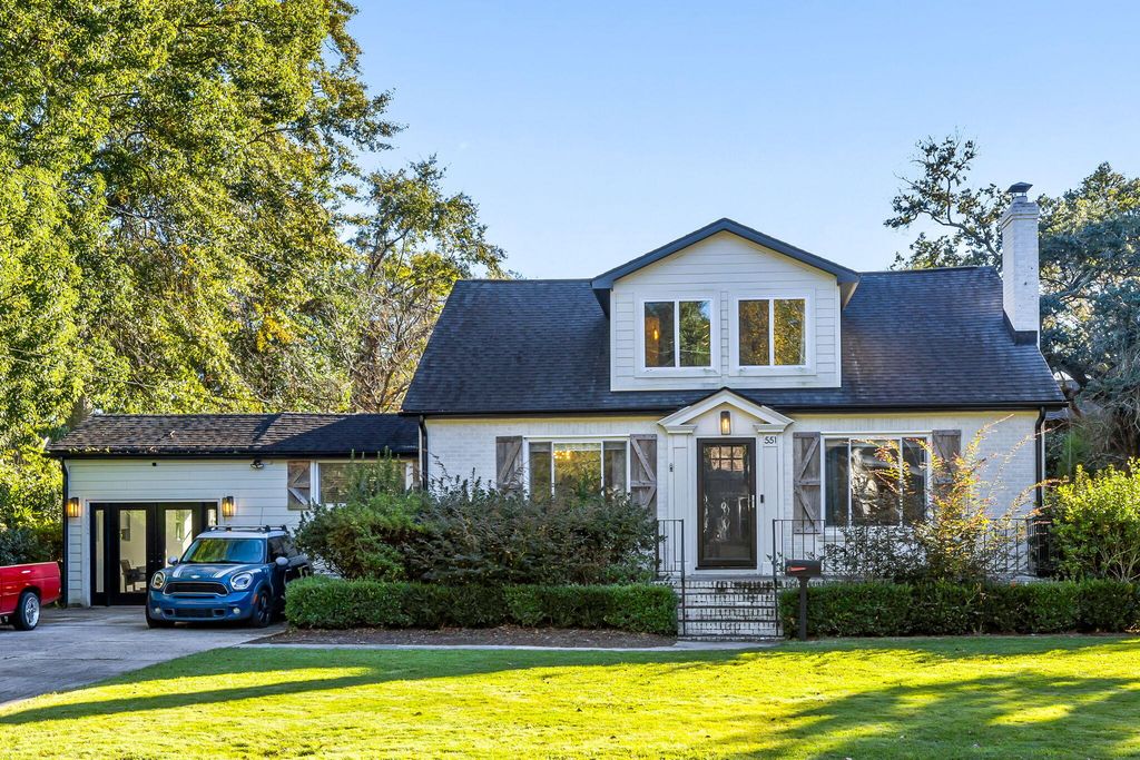 551 W Elizabeth Lane, Charleston, SC 29407