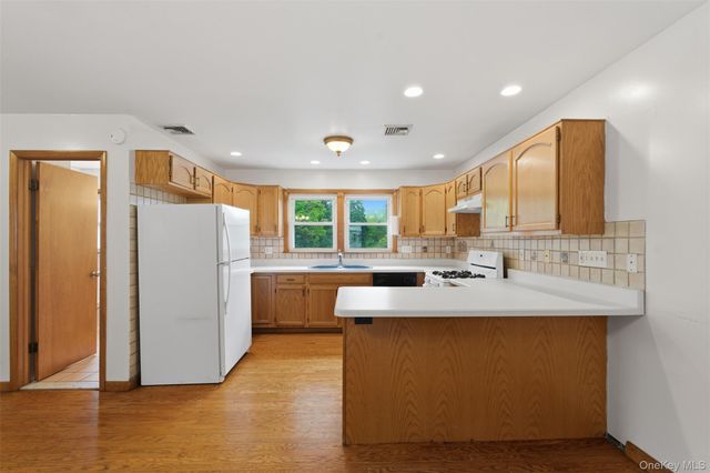 200 North Street B, Newburgh, NY 12550