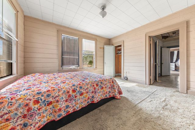 103 E Avenue H, Buckholts, TX 76518