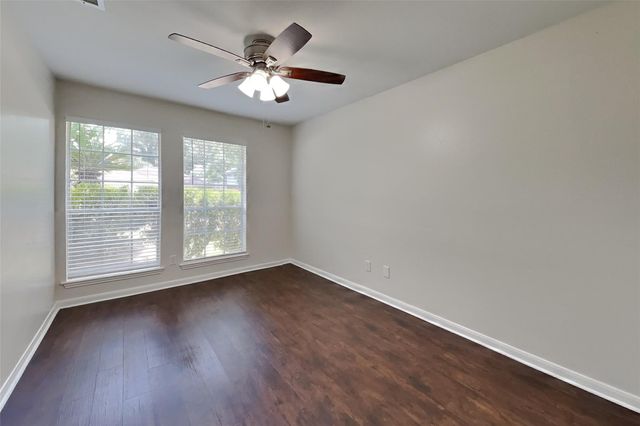 2631 Sherwood Hollow Lane, Houston, TX 77339