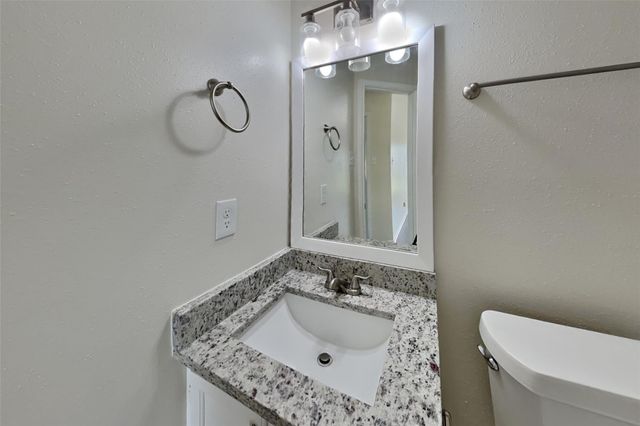 2631 Sherwood Hollow Lane, Houston, TX 77339