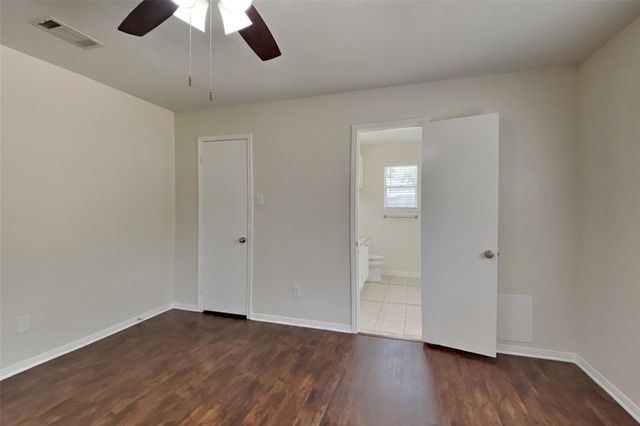 2631 Sherwood Hollow Lane, Houston, TX 77339