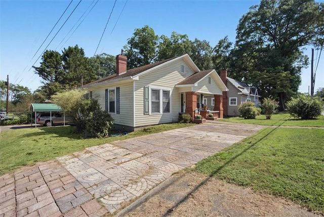 302 Hampton Street, Rockmart, GA 30153