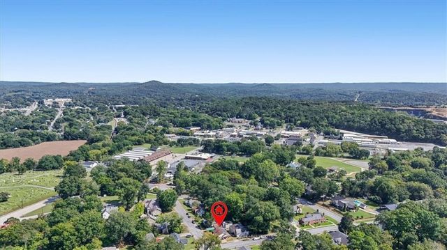 302 Hampton Street, Rockmart, GA 30153
