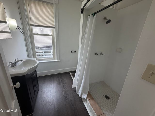 166 2nd Street, Albany, NY 12210