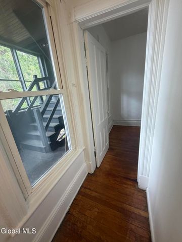 166 2nd Street, Albany, NY 12210