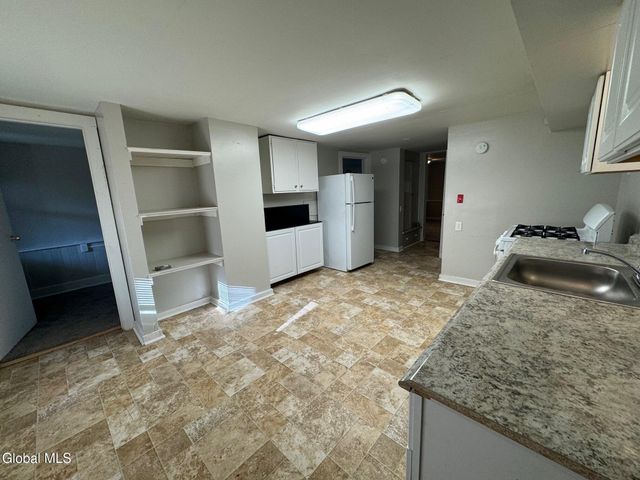 166 2nd Street, Albany, NY 12210