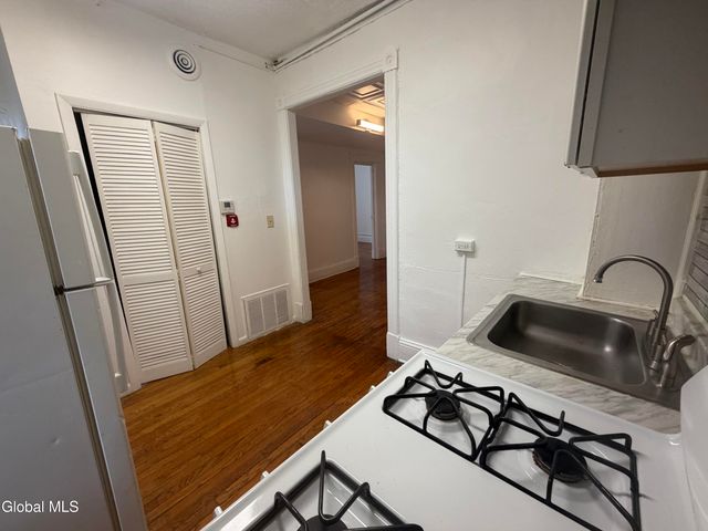 166 2nd Street, Albany, NY 12210