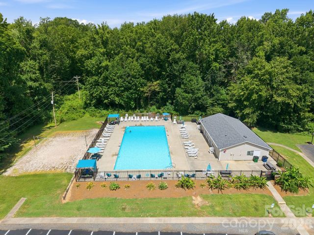 8048 Hunley Ridge Road, Matthews, NC 28104