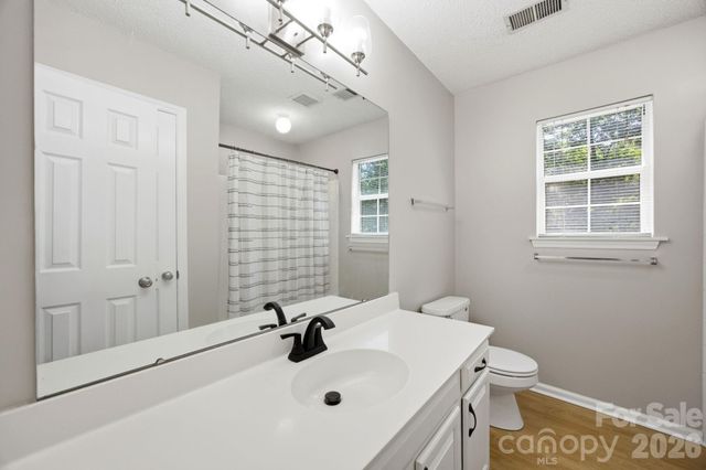 8048 Hunley Ridge Road, Matthews, NC 28104