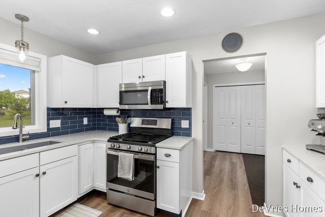 7769 Berrybrook Court, Byron Center, MI 49315