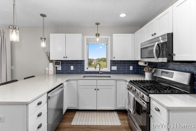 7769 Berrybrook Court, Byron Center, MI 49315
