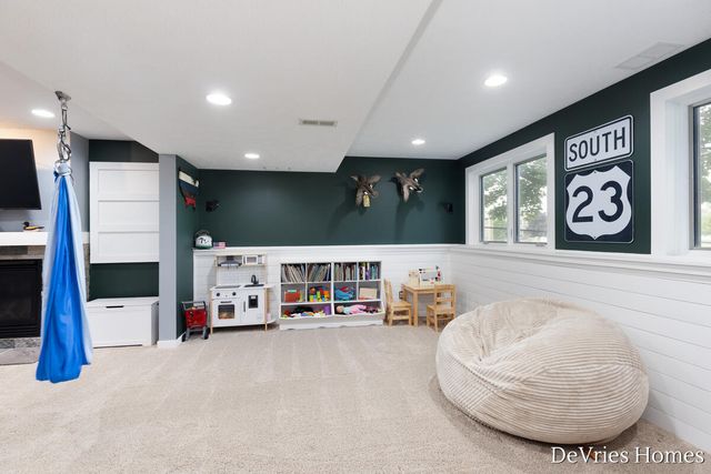 7769 Berrybrook Court, Byron Center, MI 49315