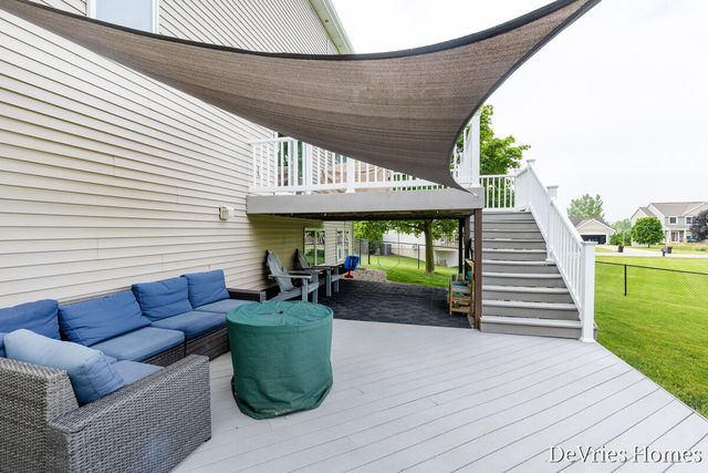7769 Berrybrook Court, Byron Center, MI 49315