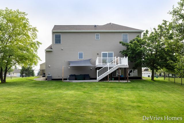 7769 Berrybrook Court, Byron Center, MI 49315