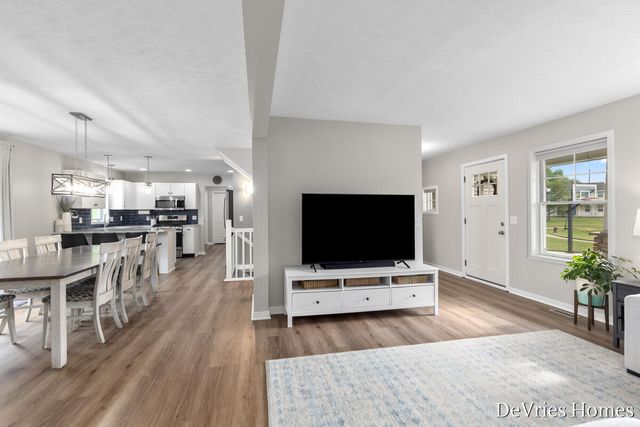 7769 Berrybrook Court, Byron Center, MI 49315