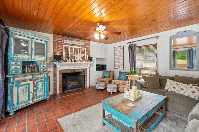 36733 VIRGINIA AVENUE, Dade City, FL 33523
