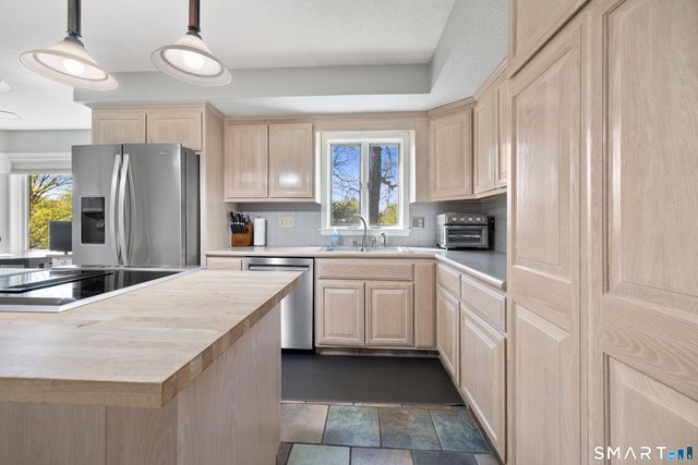 103 Posa Drive, Bristol, CT 06010