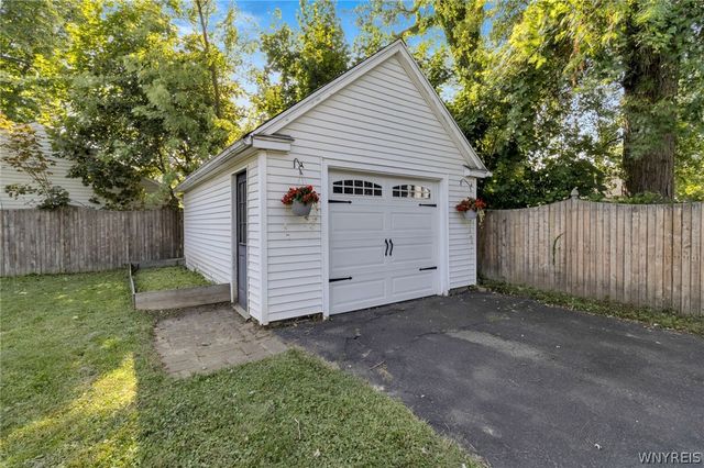 235 Potters Road, Buffalo, NY 14220