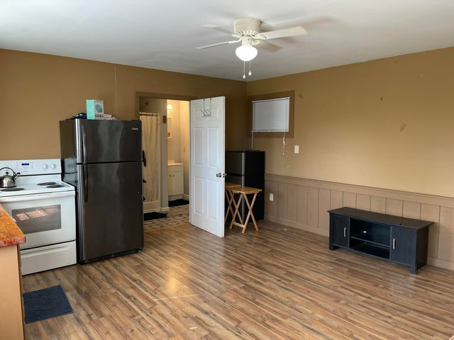 200 Carpenter Pike, Versailles, KY 40383