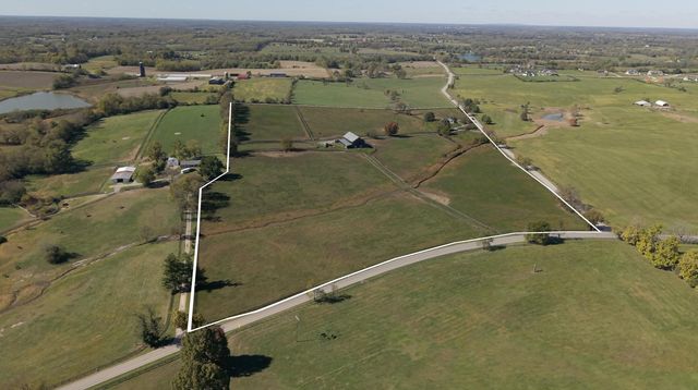 200 Carpenter Pike, Versailles, KY 40383