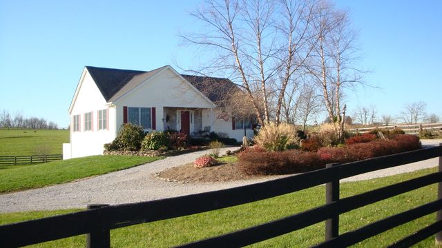 200 Carpenter Pike, Versailles, KY 40383