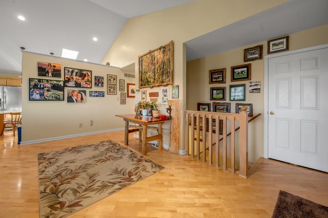 200 Carpenter Pike, Versailles, KY 40383