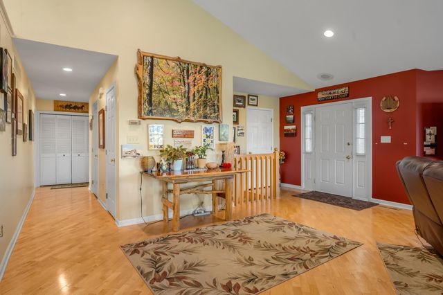 200 Carpenter Pike, Versailles, KY 40383