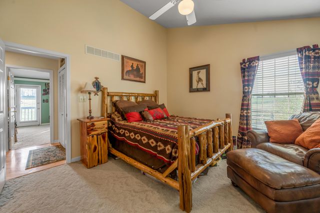 200 Carpenter Pike, Versailles, KY 40383