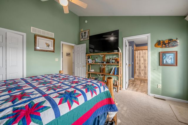 200 Carpenter Pike, Versailles, KY 40383