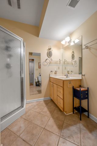 200 Carpenter Pike, Versailles, KY 40383