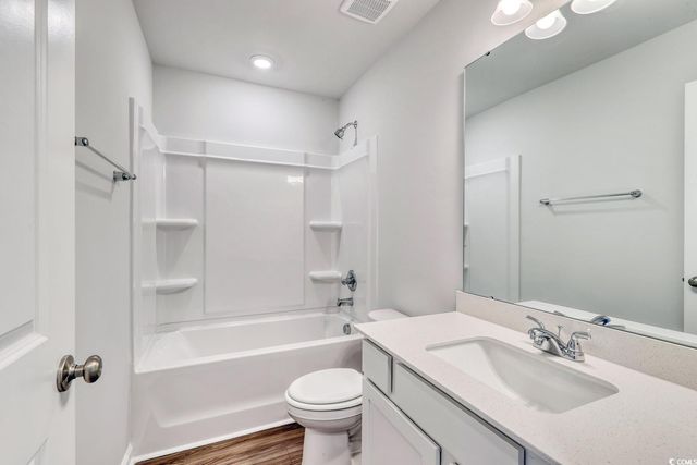 1121 Hainer Place Dr, Conway, SC 29526