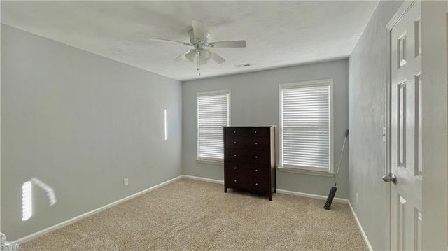 304 Spurlane CIR, Chesapeake, VA 23322