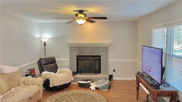 304 Spurlane CIR, Chesapeake, VA 23322