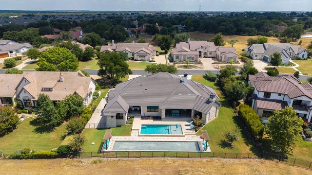 113 Birdstone LN, Georgetown, TX 78628