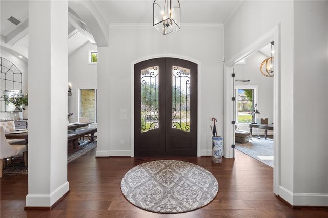 113 Birdstone LN, Georgetown, TX 78628