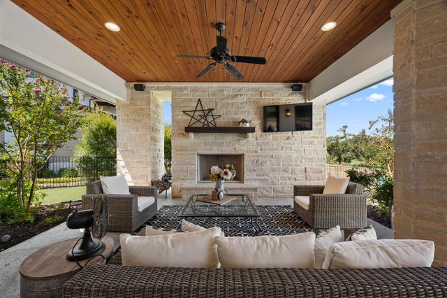 113 Birdstone LN, Georgetown, TX 78628