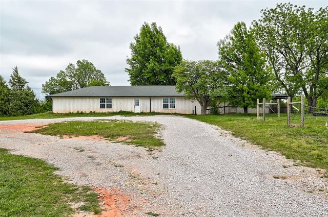 2134 N Rockwell Avenue, Newcastle, OK 73065
