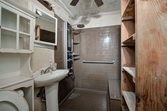 2134 N Rockwell Avenue, Newcastle, OK 73065