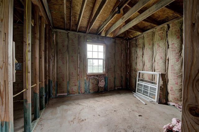 2134 N Rockwell Avenue, Newcastle, OK 73065