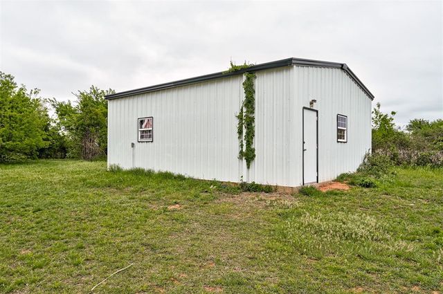 2134 N Rockwell Avenue, Newcastle, OK 73065